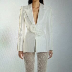 Elegant White Blazer with Floral Detail